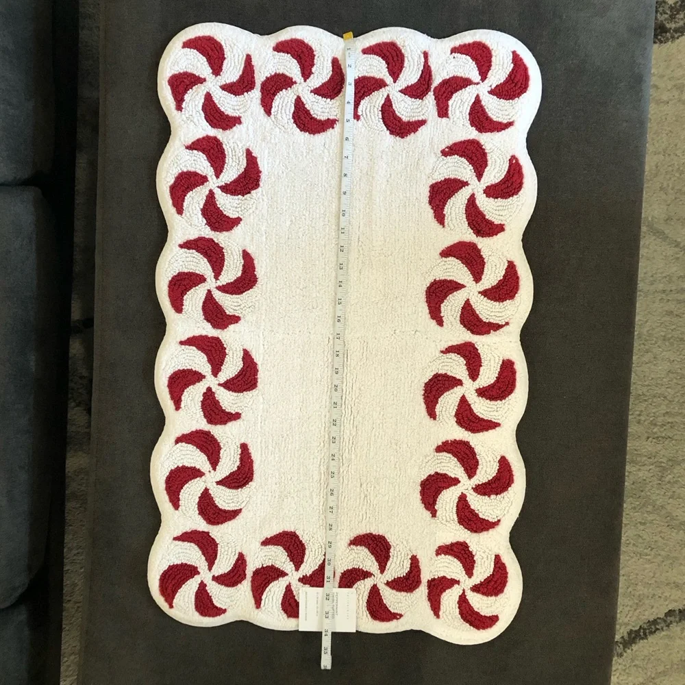 Pottery Barn Peppermint Swirl Bath Rug